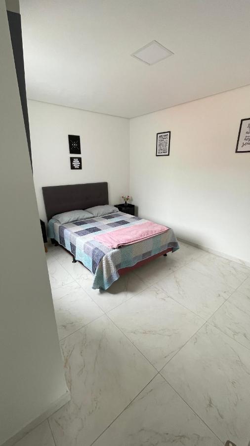 Lindo Apartamento Com 2 Quartos Prox Ao Jardim Botanico E Aeroporto Curitiba Exterior foto